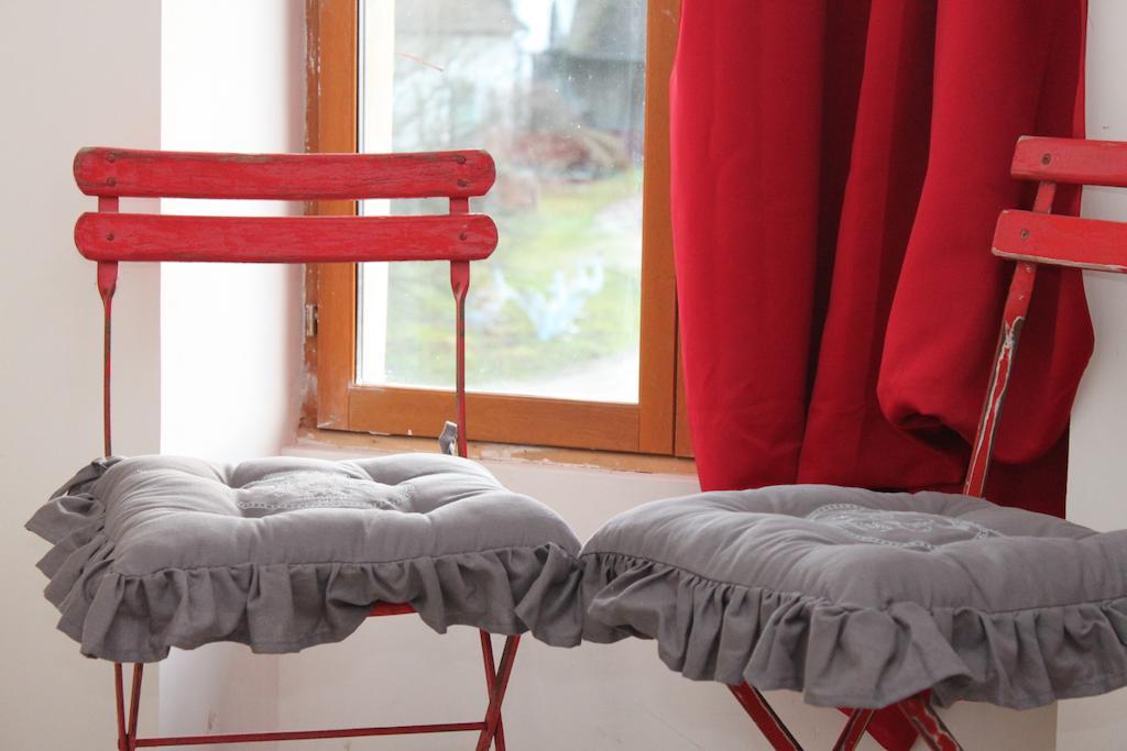 A La Ferme De La Joie - Chambres D'Hotes Chevannes  Pokój zdjęcie