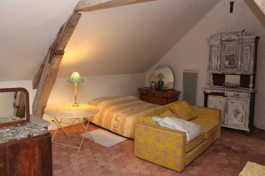 A La Ferme De La Joie - Chambres D'Hotes Chevannes  Pokój zdjęcie